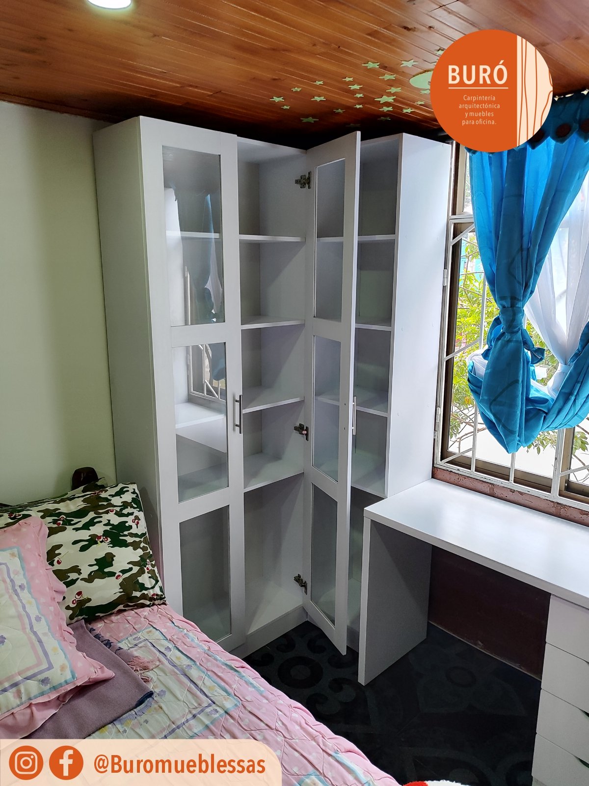 Biblioteca con escritorio 5.2.jpg